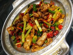 -95号酱骨·一块豆腐(展春园西路店)