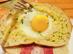 太阳蛋培根烤吐司-星巴克(深圳领航里购物中心店)