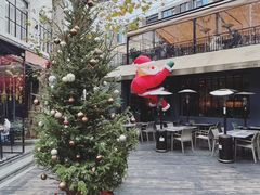 -Fridi Patisserie Cafe