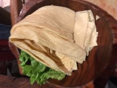 鲜豆皮-老牌坊云南鱼豆花火锅(嵩山店)