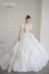 -Lady  Jane高端婚纱礼服馆