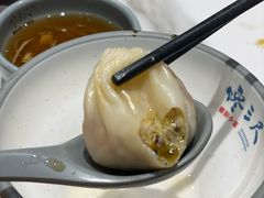 -馋三尺蟹粉小笼(人民广场店)