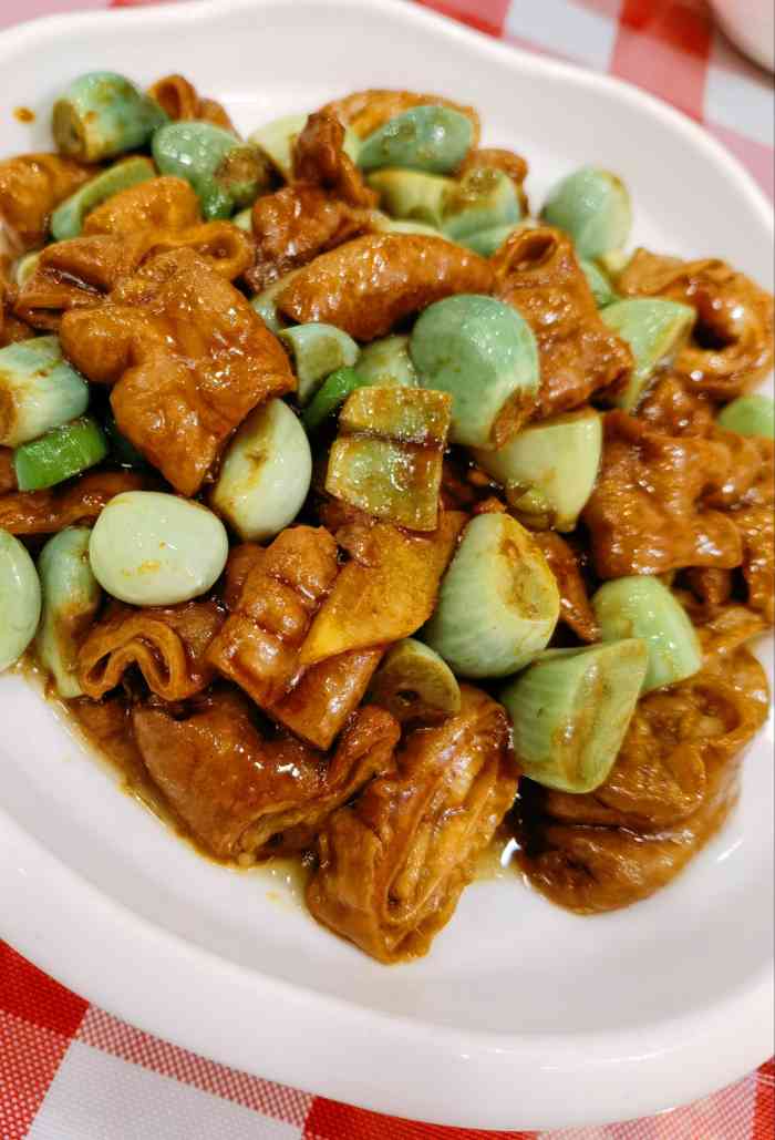 东四民芳餐厅(朝阳门总店)-"老妈过生日不想去太远的地方了,提前去占