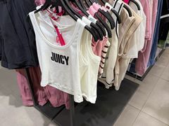 -唯品会(北京国瑞城店)