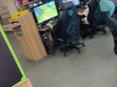 -艾尔文电竞(陈埭吾悦广场店)