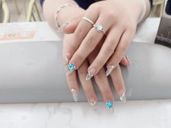 -尤米一站式美甲美睫