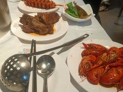 -领鲜活海鲜榴莲自助火锅(东门店)