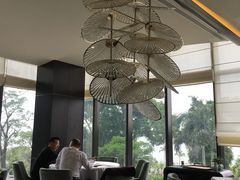 靠窗位-海湾壹品·粤菜·早茶·烤鸭(拱北店)