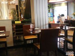 -必胜客(上海新南方商城PH店)