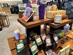 -星巴克臻选(北京颐堤港中心第二店)