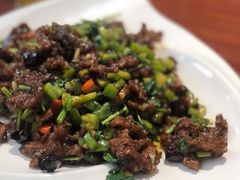 怪味牛柳-恩宏德餐馆(平山道店)