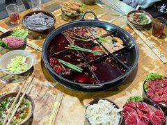 -正南齊北重庆老火锅(光华村直营店)