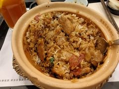 -煲仔皇腊味煲仔饭(经四万达店)