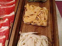手工三色面-九鼎轩脆毛肚火锅(三钢里店)