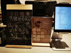 -新华文创·光的空间