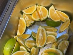 -小鱼小牛(世欧广场店)