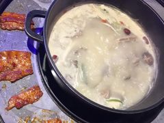 -三人行骨头王火锅(长寿店)