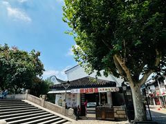 -汇龙潭