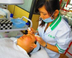 -苗颜坊专业祛痘全国连锁机构