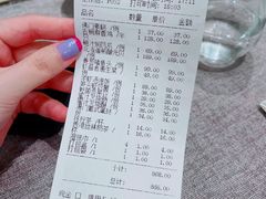 -香港百合居(LCM置汇旭辉广场店)