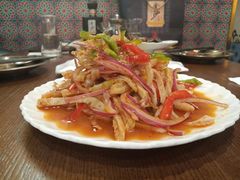 -盾亚新疆餐厅(松江万达广场店)