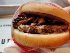 蘑菇牛肉汉堡-FATBURGER 特富客汉堡(外交公寓店)