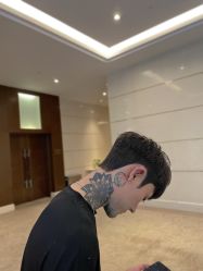 -尼特斯男士发型馆