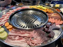 -哈哈碳都·牛肋条无限自助烤肉(台江万达店)