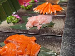 -芝小官毛肚火锅海鲜自助(苏州吴江区万宝店)