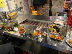 -马路牙子地桌烤肉(工体店)
