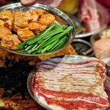 韩国街的这家山蒜叶烤肉太火了！真的爱了😍