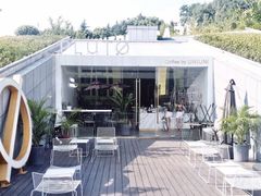 -UNI UNI(环亚凯瑟琳店)