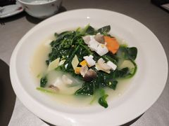 -维园悦谱·海派家常菜(乌鲁木齐南路店)