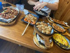 -老东镇啤酒屋海鲜加工·蒸汽海鲜·海鲜烧烤(台东店)