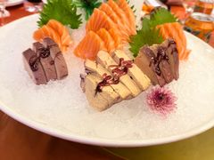 -荣誉海鲜酒楼(海湾店)