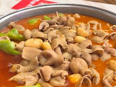 -彭记铁锅肥肠(东四总店)