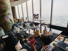 -皇冠假日酒店-B&G51餐厅