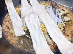 -屯老二农家铁锅炖·行业领军者(梅江店)