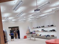 -Acne Studios(芮欧百货店)
