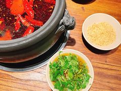 -郑记·古法黑砂锅串串(龙泉店)