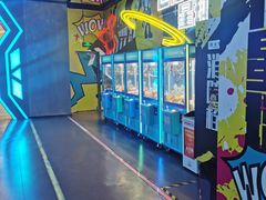 -世代星球·保龄球·镭战真人CS·团建(杨浦店)