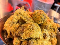 -BHC炸鸡(明洞总店)