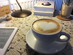 -Cafe Villa