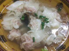 鲜肉小馄饨-食惠里小笼包面馆(越秀店)