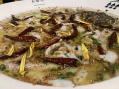 -渔语鱼新川菜Bistro(万象天地店)