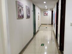 -瑞尔齿科(东方广场诊所)