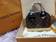 -LV路易威登(德基广场店)