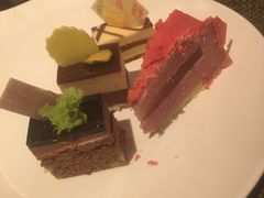 -OPEN開全日自助餐厅·西餐·海鲜(佛山希尔顿酒店)