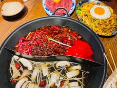 -萍姐火锅·公路夜市(武汉首店)