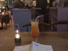 -平行世界·猫咖(首经贸店)